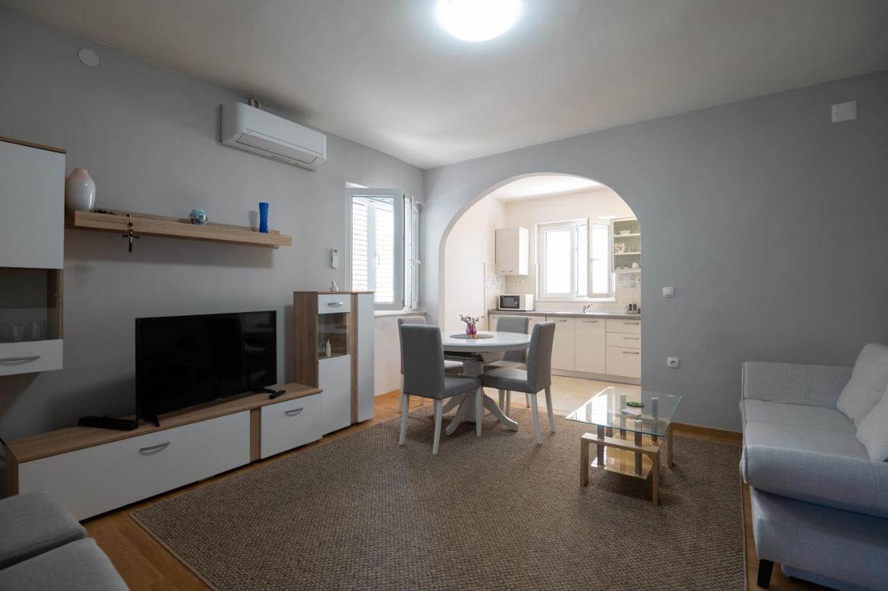 Modern Apartment Edda - Quiet Area - Close To Old Town And Beaches Zadar Luaran gambar