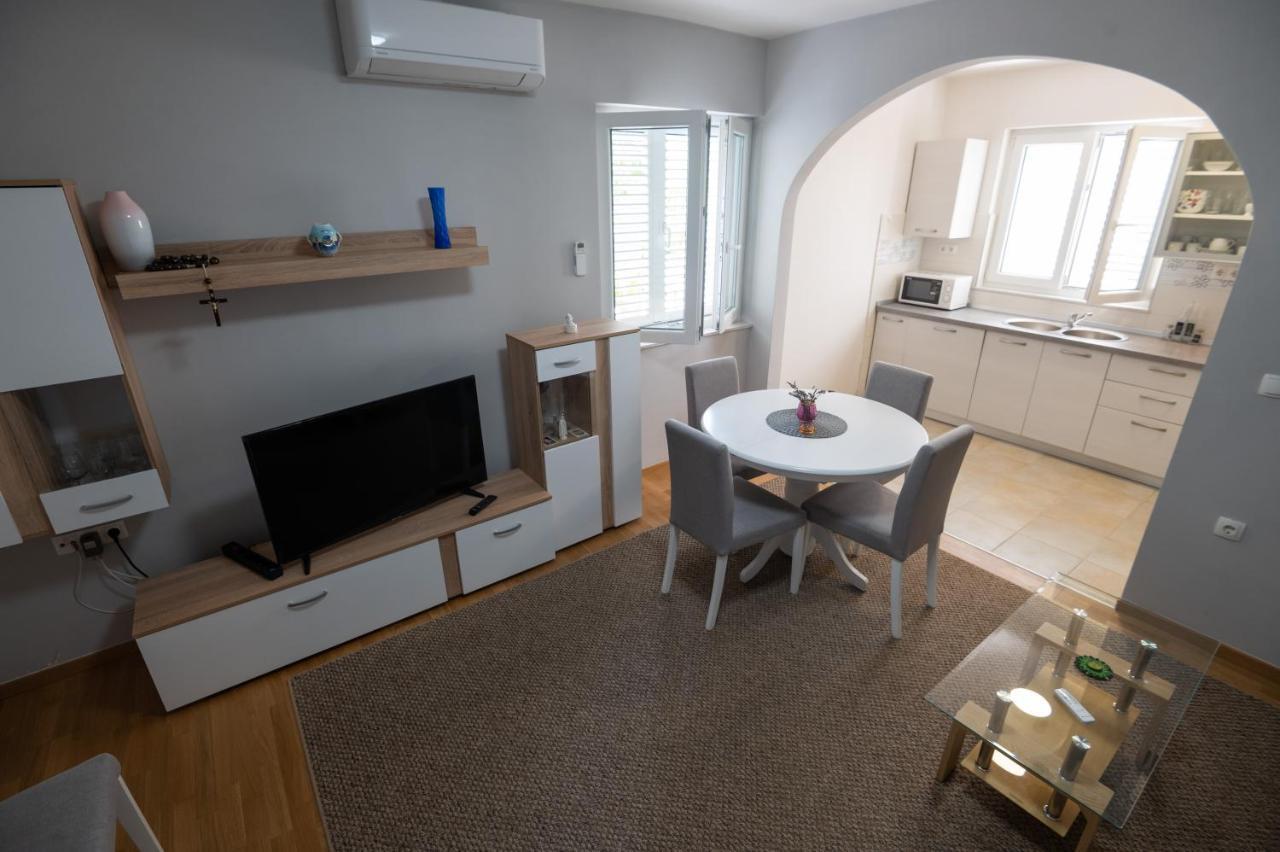Modern Apartment Edda - Quiet Area - Close To Old Town And Beaches Zadar Luaran gambar