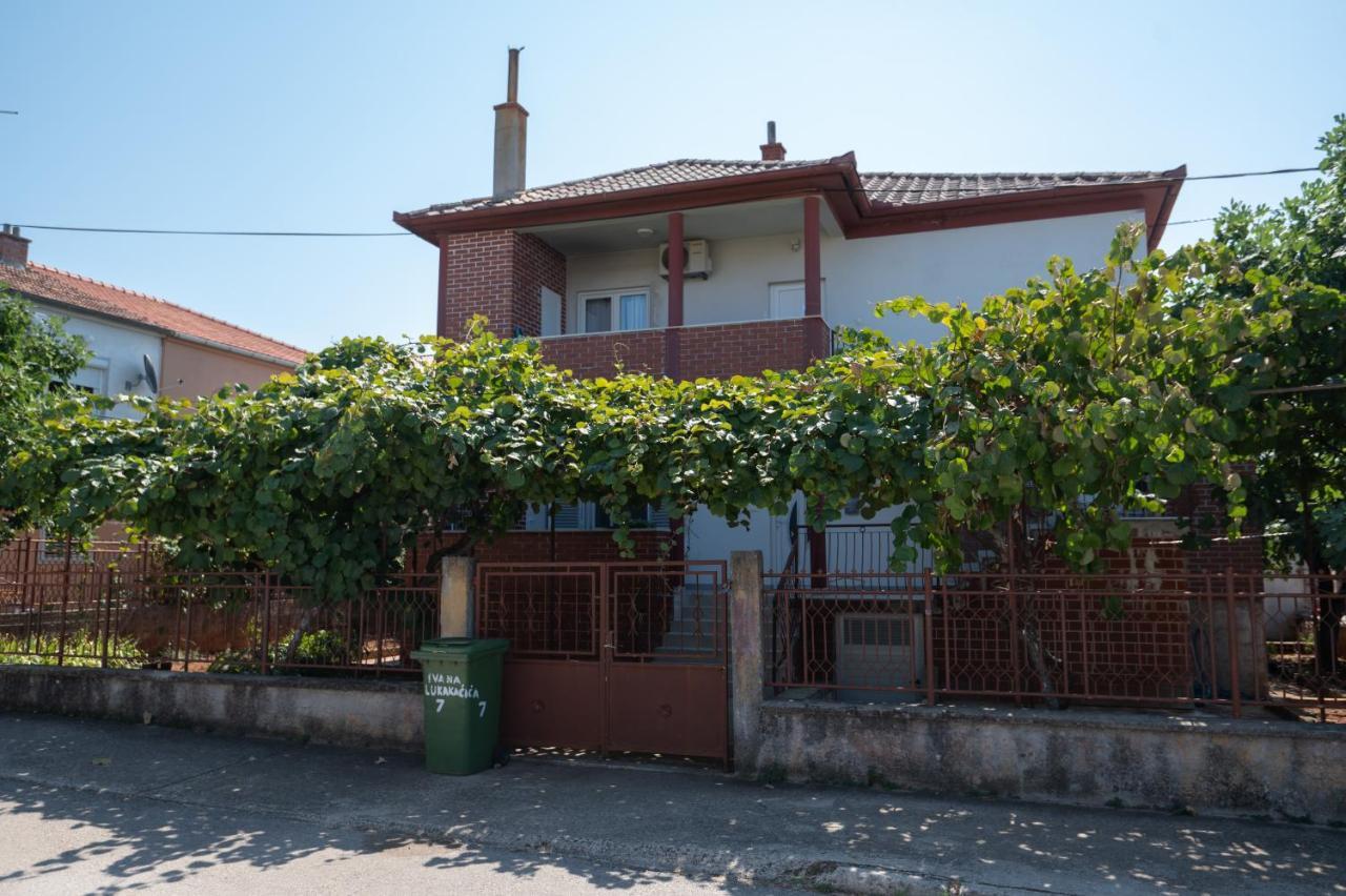 Modern Apartment Edda - Quiet Area - Close To Old Town And Beaches Zadar Luaran gambar