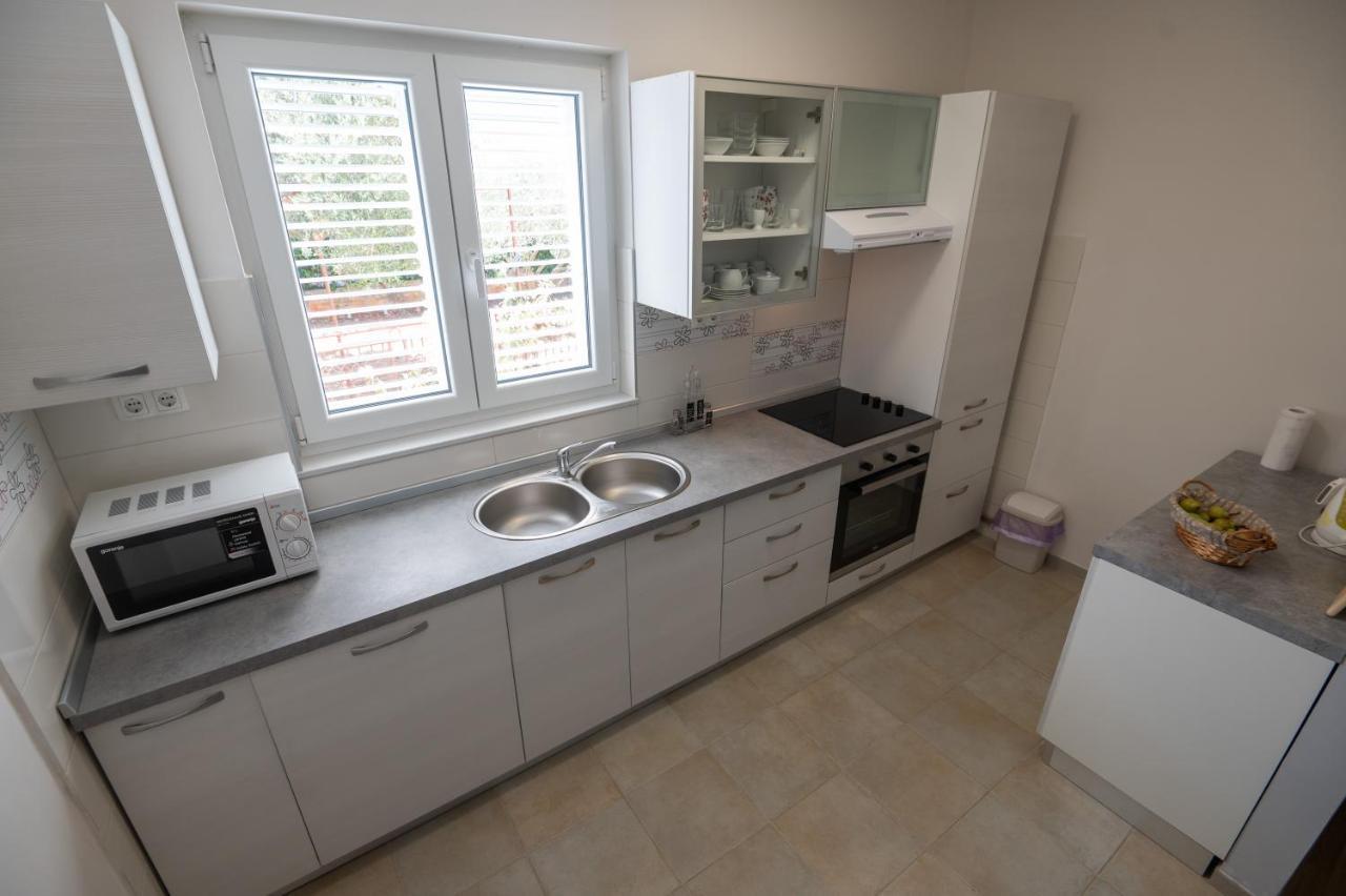 Modern Apartment Edda - Quiet Area - Close To Old Town And Beaches Zadar Luaran gambar